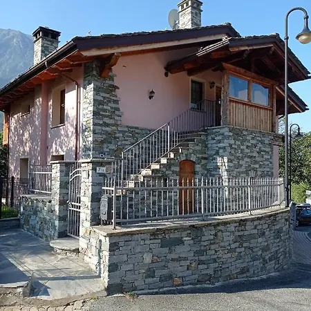 Torrent Du Chateau Casa Vacanze Aosta Exterior photo